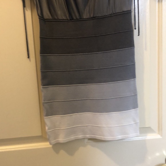 Bebe grey cocktail evening mini bodycon bottom flattering top - Picture 3 of 5